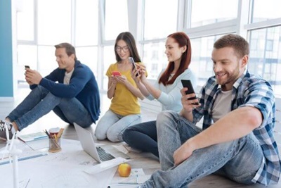 Los hábitos de consumo de los millenials están transformando el mundo, marcando un antes y un después.La tecnología no sólo ha cambiado la forma que tienen nuestros jóvenes de consumir determinados productos y servicios, sino que además ha creado nuevas industrias